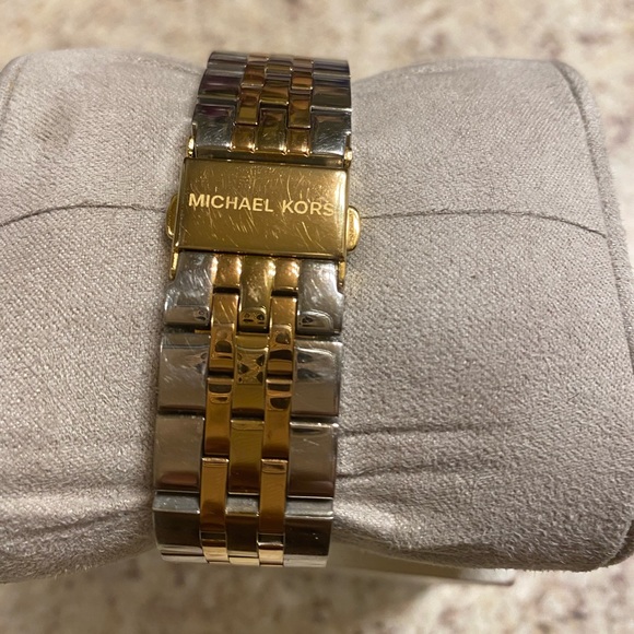 Michael Kors Tri Color Watch - Picture 10 of 10